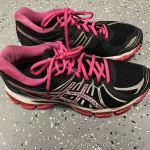 Women’s ASIC gel nimbus 15